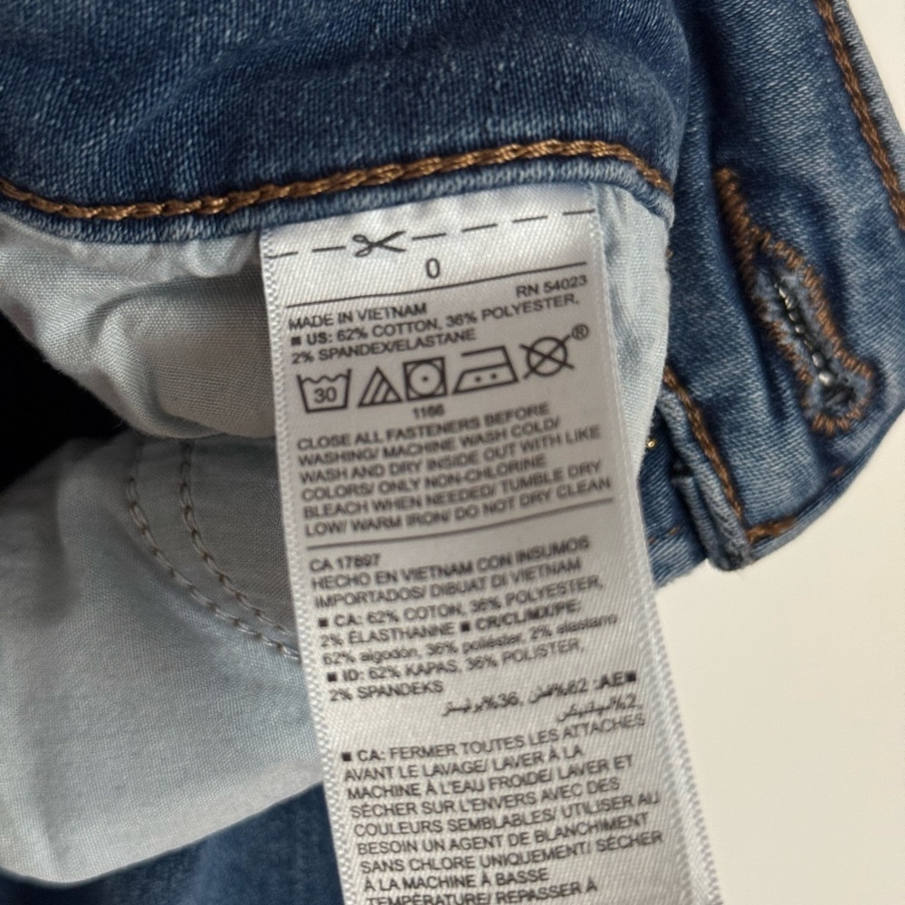 Old Navy Rockstar Jeans - Picture 4 of 4